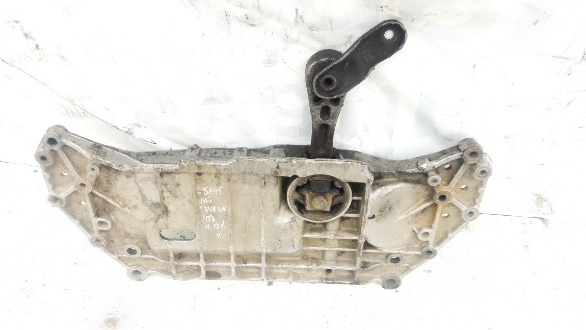 Volkswagen Touran 2003 Subframe - FRONT - Thumbnail 3