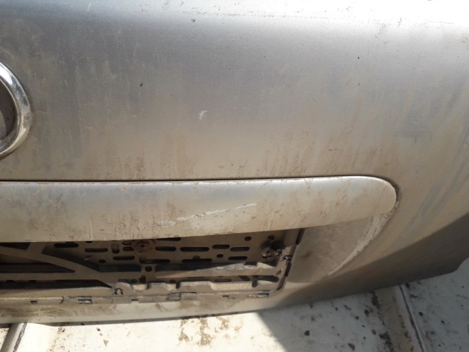 Audi A3 1997 Takaluukun ulkoinen viimeistely (rekisterikilven valaistus) - TAKANA - Thumbnail 3