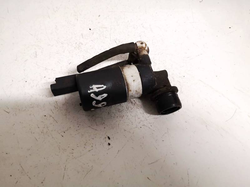 8200031805 Renault Megane 2011 Windshield Windscreen Washer Pump