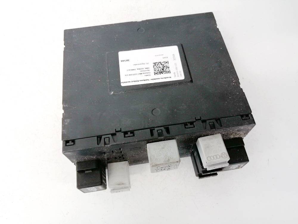 3C0937049D Volkswagen Golf 2005 Komforta bloks