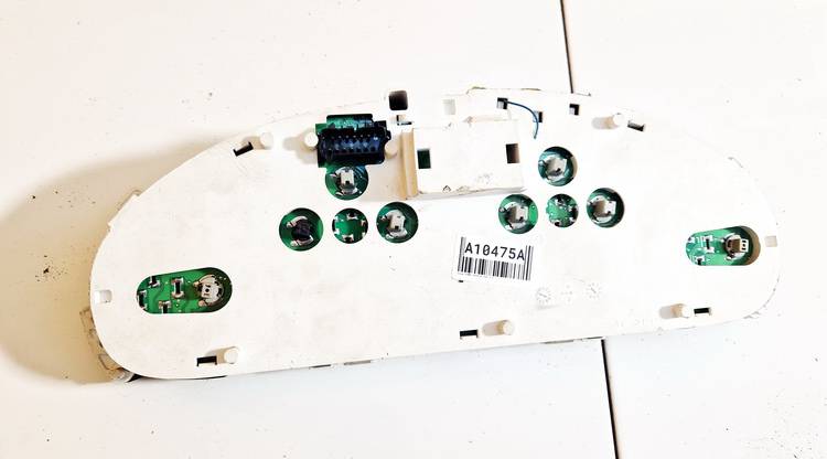 P05082400AOA Dodge Grand Caravan 2004 Nopeusmittari – mittaristo - Thumbnail 2