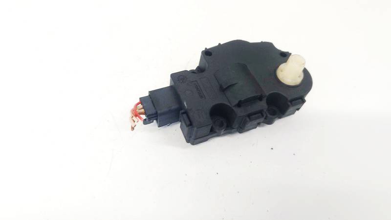 410475520 Audi A4 2016 Sildītāja vārsta motoriņš - Thumbnail 3