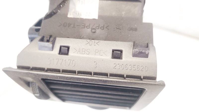 9177170 Opel Vectra 2005 Rejilla Aireadora - 
Moldura protectora de la rejilla de ventilación lateral del panel - Thumbnail 3