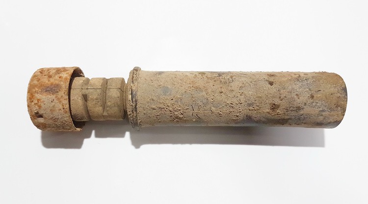 7700839386B Renault Clio 2002 Rubber Buffer Suspension