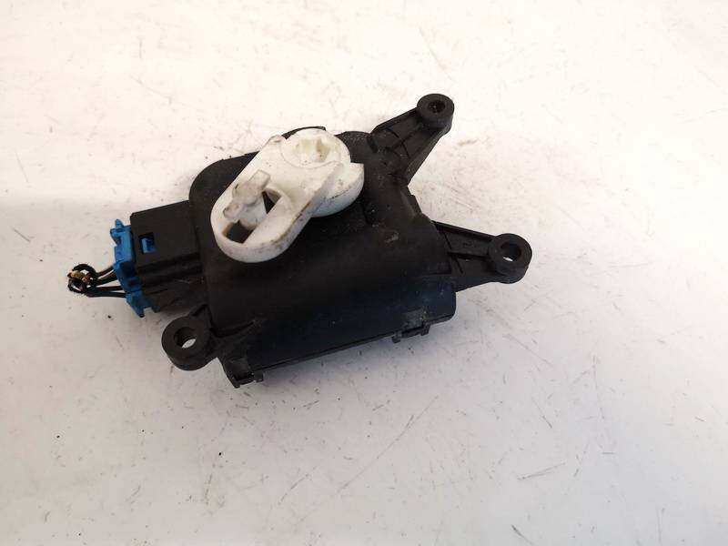 0132801340 Volkswagen Touran 2004 Heater Vent Flap Control Actuator Motor - Thumbnail 3