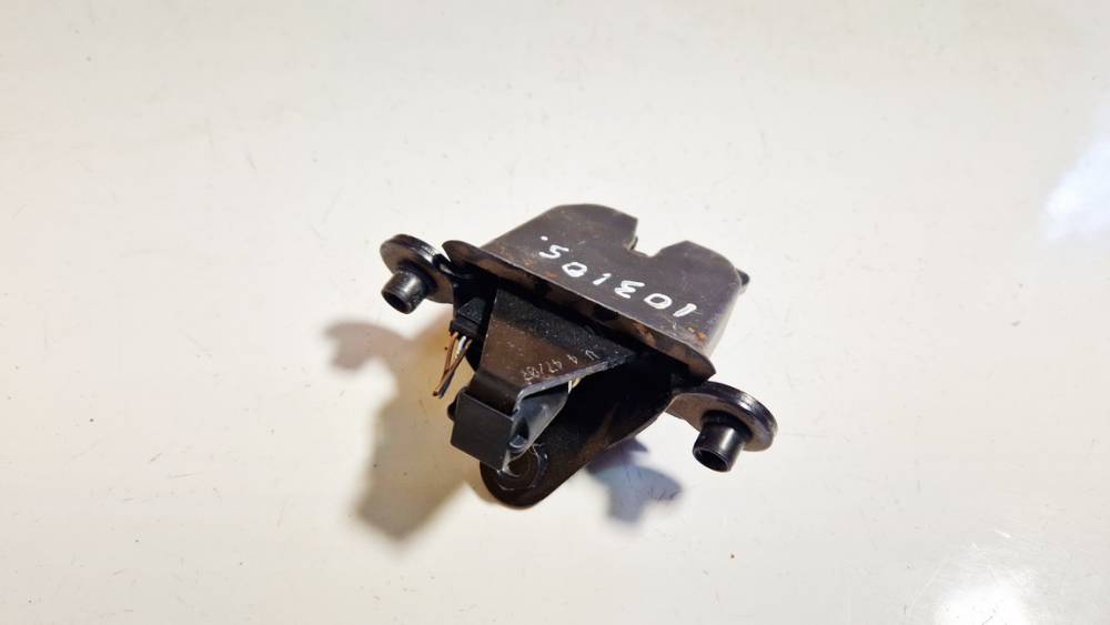 1Z5827501D Skoda Octavia 2007 Galinio Dangcio spyna G. (kapoto)