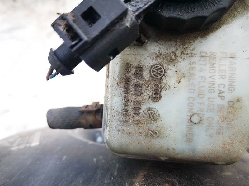 1K1611301C Volkswagen Caddy 2005 Stabdziu skyscio bakelis - Thumbnail 2