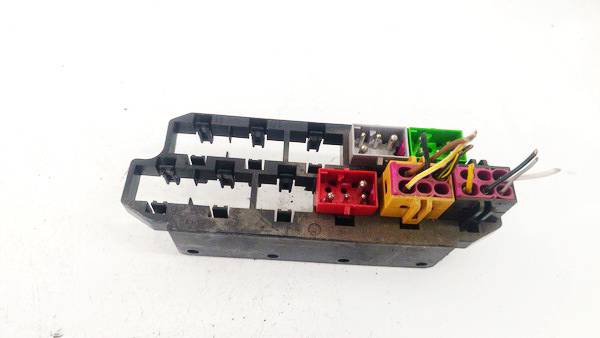 4A0937545B Audi 100 1994 Fuse box - Thumbnail 2
