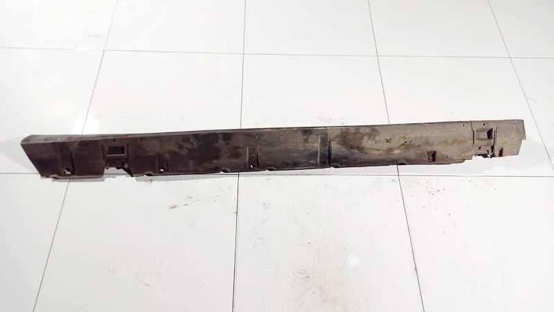 90590676 Opel Astra 1999 Plastikowy prawy próg