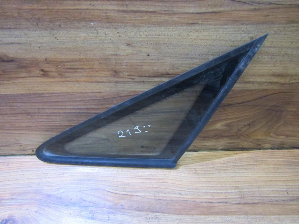 Opel Zafira 2004 Corner quarter window glass - FRONT LEFT