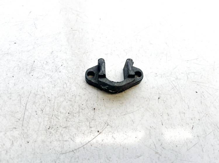 BMW X5 2006 Планка крепления форсунок