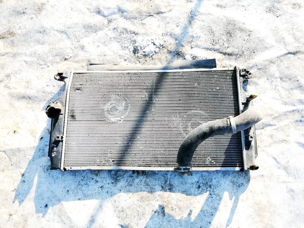 Toyota RAV-4 2006 Vandens radiatorius (ausinimo radiatorius)