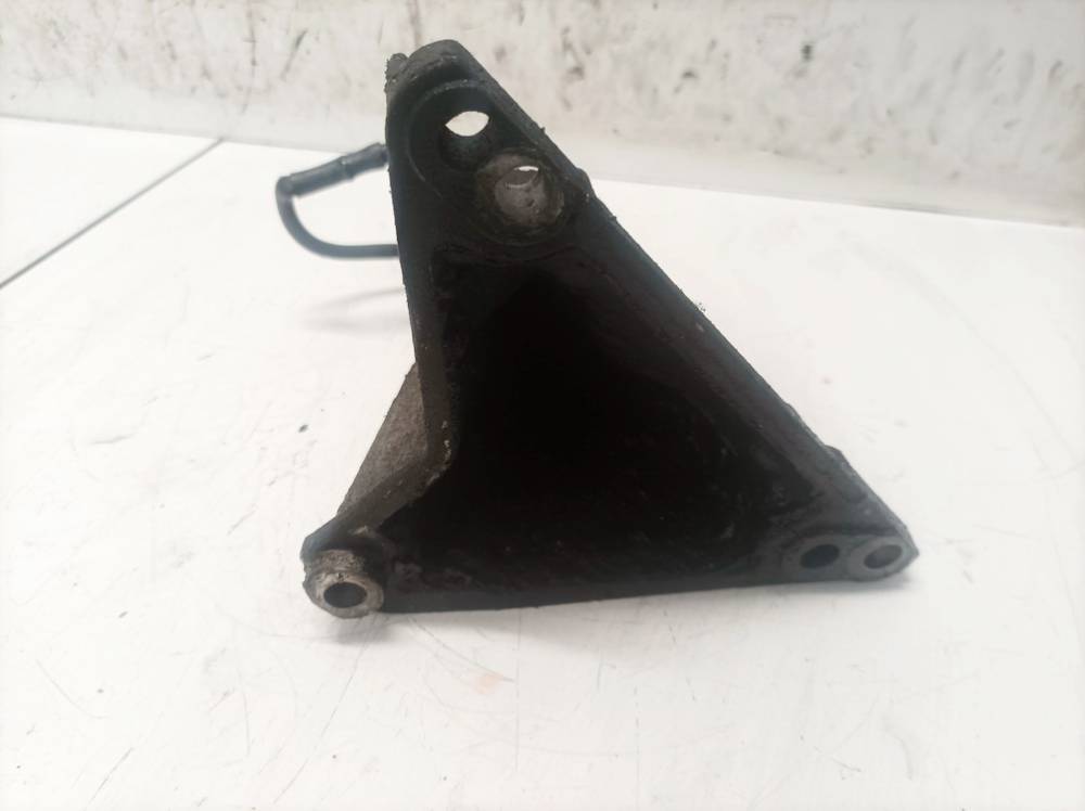8D0199308L Audi A4 1997 Engine Mount Bracket and Gearbox Mount Bracket - Thumbnail 3