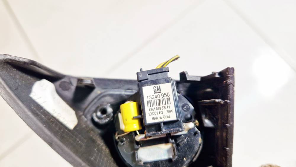 13240950 Opel Insignia 2010 Garso kolonele - Thumbnail 3