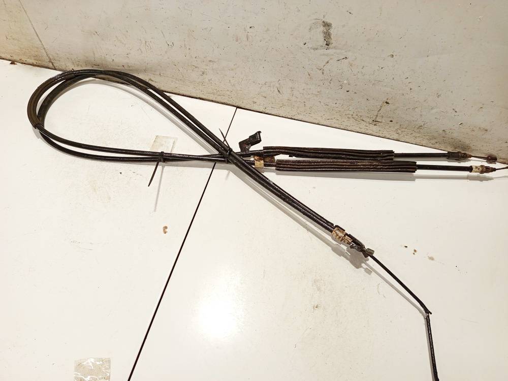 Ford C-MAX 2005 Rankinio stabdzio trosai