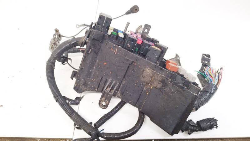 MB100200B Subaru Forester 2009 Fuse box