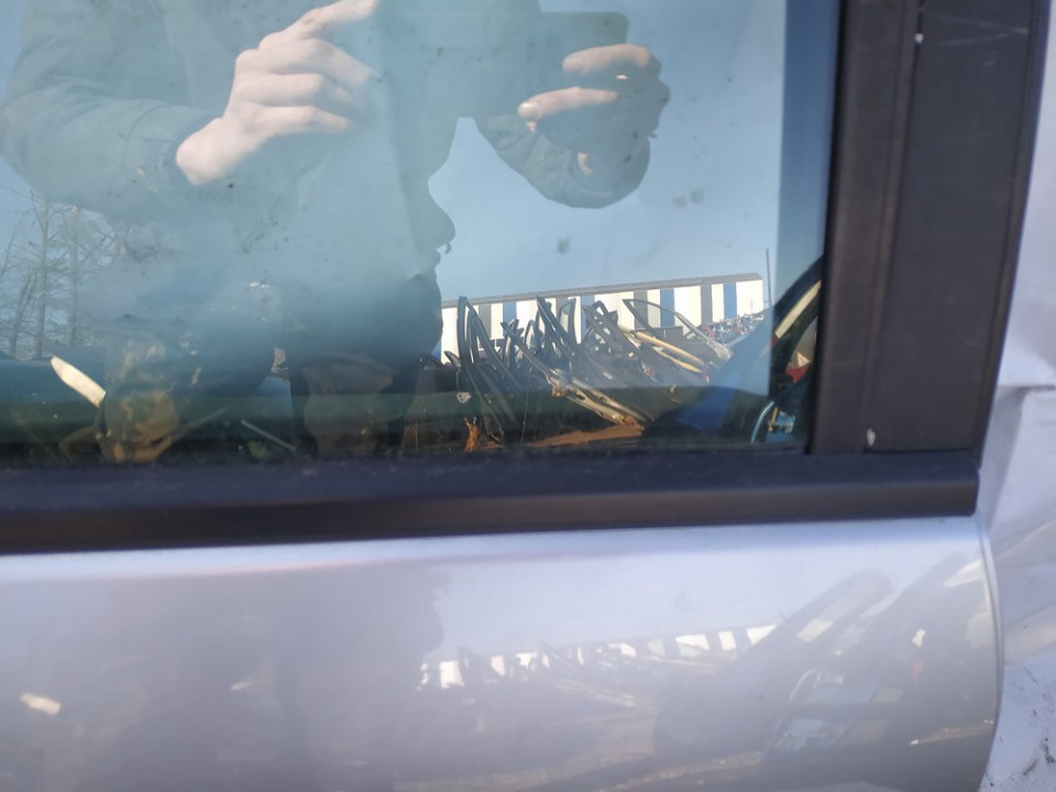 Nissan Almera 2000 Schachtleiste Türleiste Aussen Hinten Rechts - Thumbnail 3