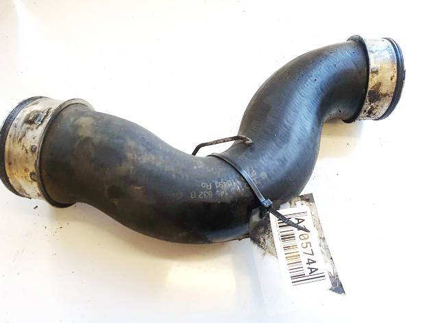 1K0145832B Volkswagen Jetta 2007 TURBO INTERCOOLER PIPE HOSE