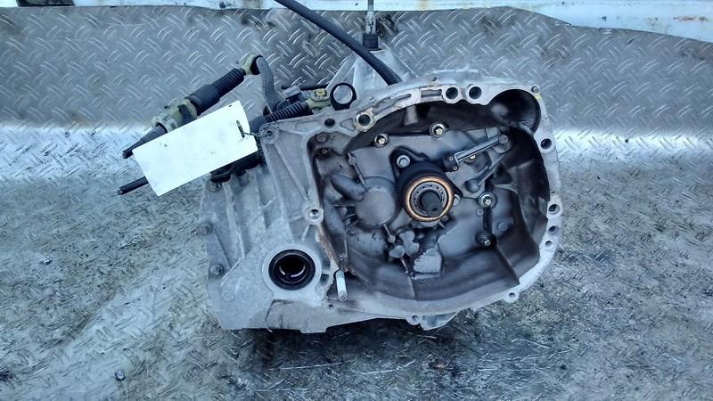 JH3128 Renault Clio 2009 Vaihteisto