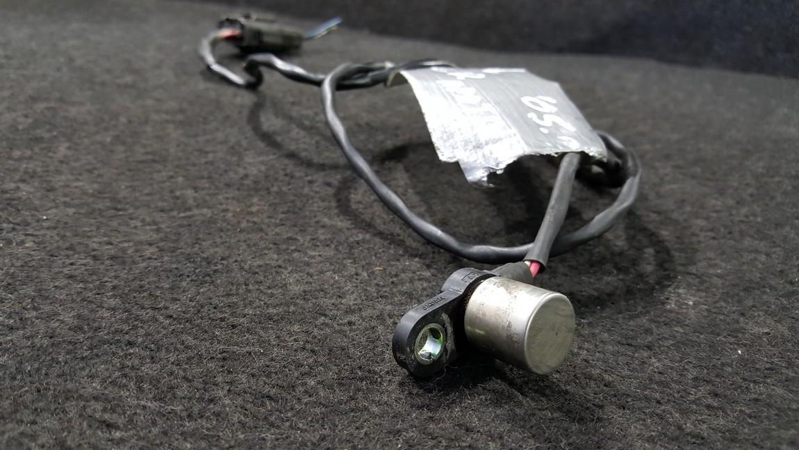 0296000933 0296000933, RF2A18221 Crankshaft Position Sensor Mazda 6