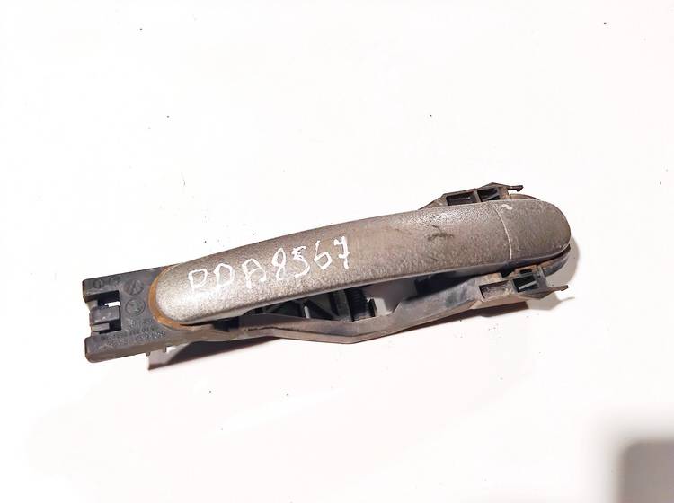 Skoda Octavia 2006 Zewnętrzna klamka drzwi - PRZEDNIE PRAWE