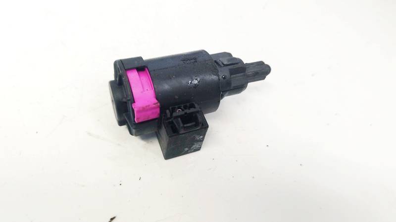 4F0945459B Audi A4 2016 Interruptor sensor del pedal de freno - Thumbnail 3