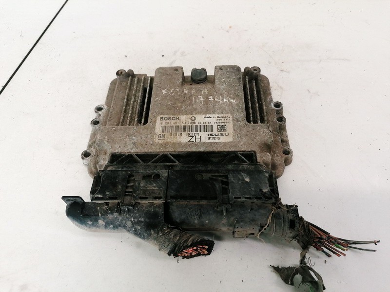 55556829 Opel Astra 2005 ECU Engine Computer (Engine Control Unit)