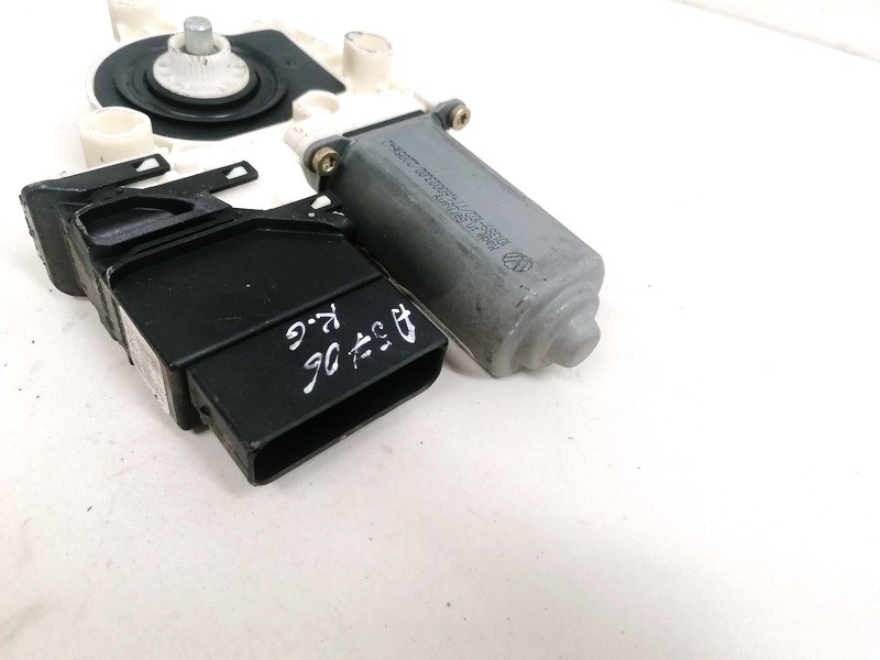 1C0959811A Volkswagen Bora 2001 Window Motor - REAR LEFT - Thumbnail 3