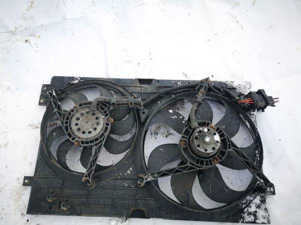 1J0121207M Volkswagen Bora 1999 Diffuser, Radiator Fan - Thumbnail 2