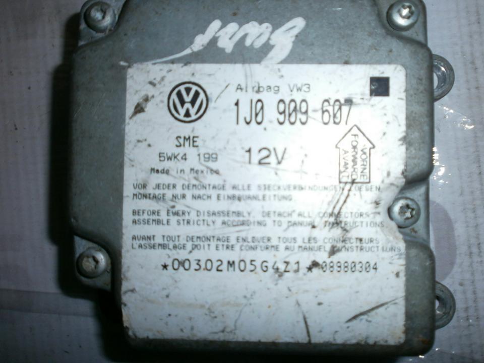 1J0909607 Volkswagen Passat 1999 Airbag crash sensors module