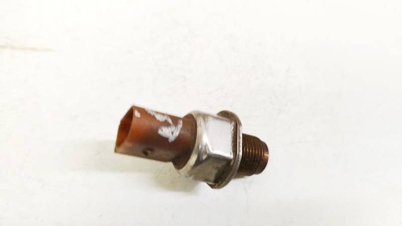 03L130089B Volkswagen Golf 2012 High pressure fuel line sensor
