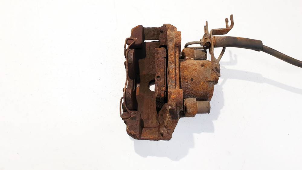 Volkswagen Passat 1997 Jarrusatula - EDESSÄ OIKEALLA - Thumbnail 3