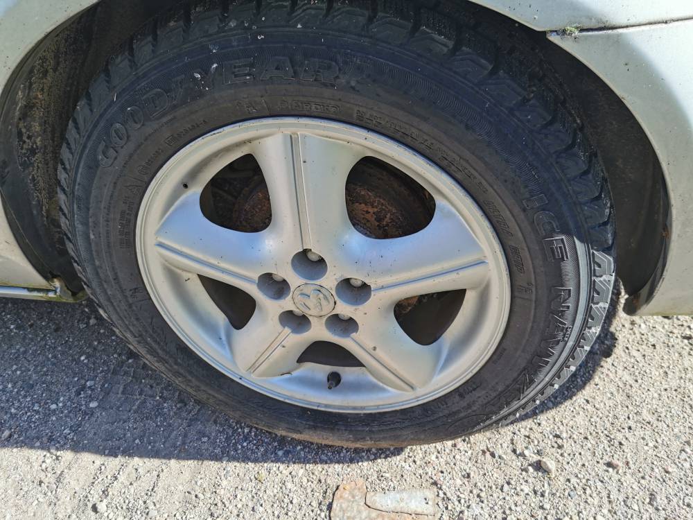 5X100 Dodge Stratus 2004 Lietu ratu komplektas R16