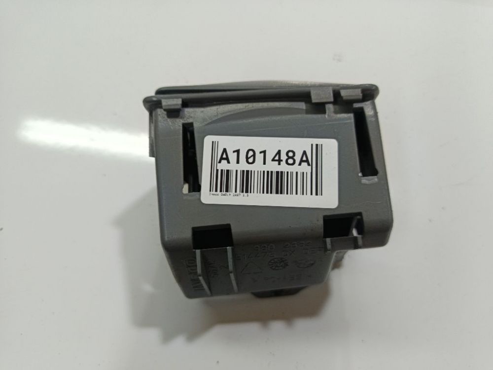 56712 Iveco Daily 2007 Cup holder and Coin tray