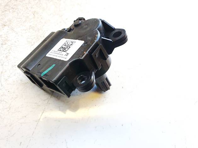 150064000A Tesla Model Y 2023 Silnik klapki nagrzewnicy