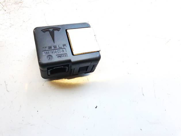 168190400A Tesla Model Y 2023 Other computers