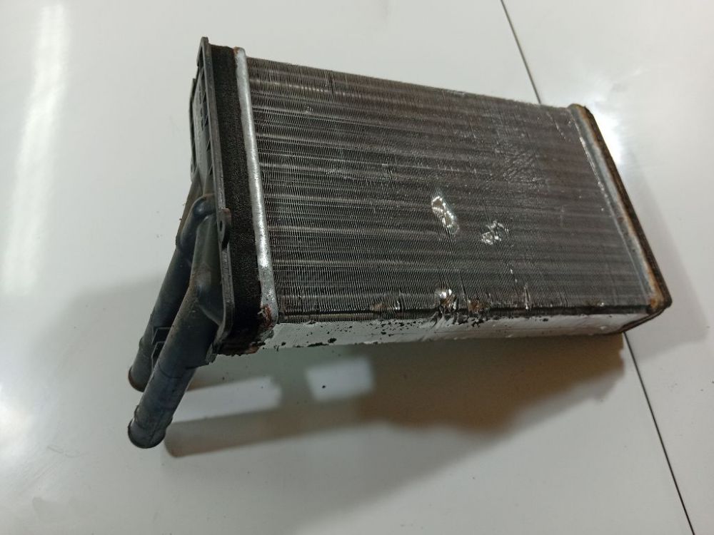 14741624 Audi A4 1997 Chłodnica nagrzewnicy kabiny - Thumbnail 3