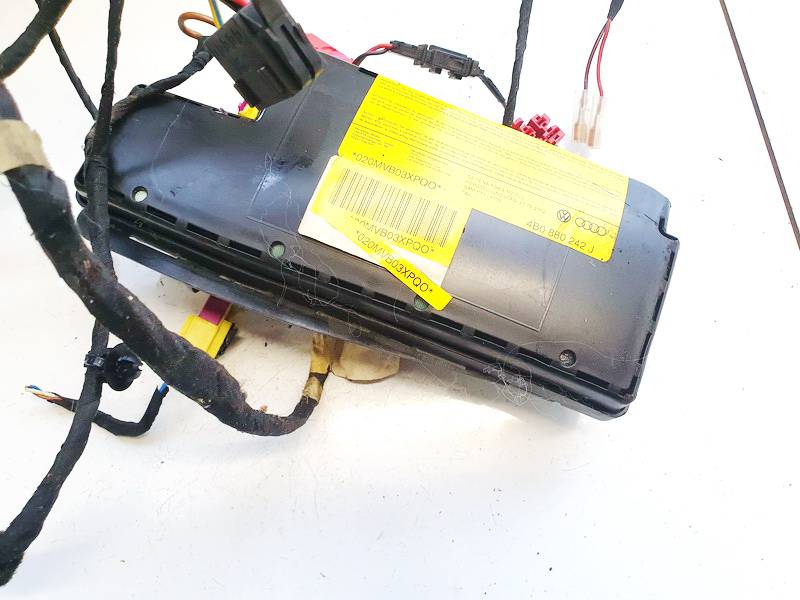 4B0880242J Audi 100 1987 Sedynes Airbag SRS