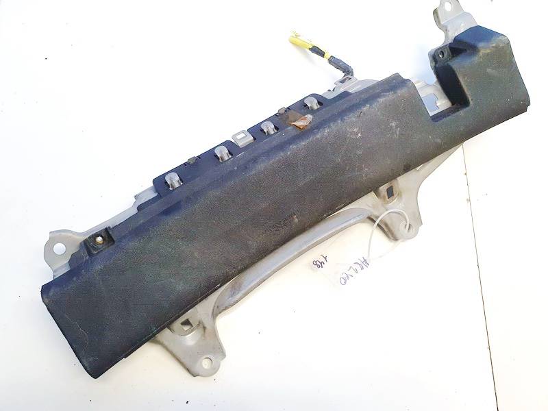 302017506M27 Lexus IS - CLASS 2006 Knee Airbags