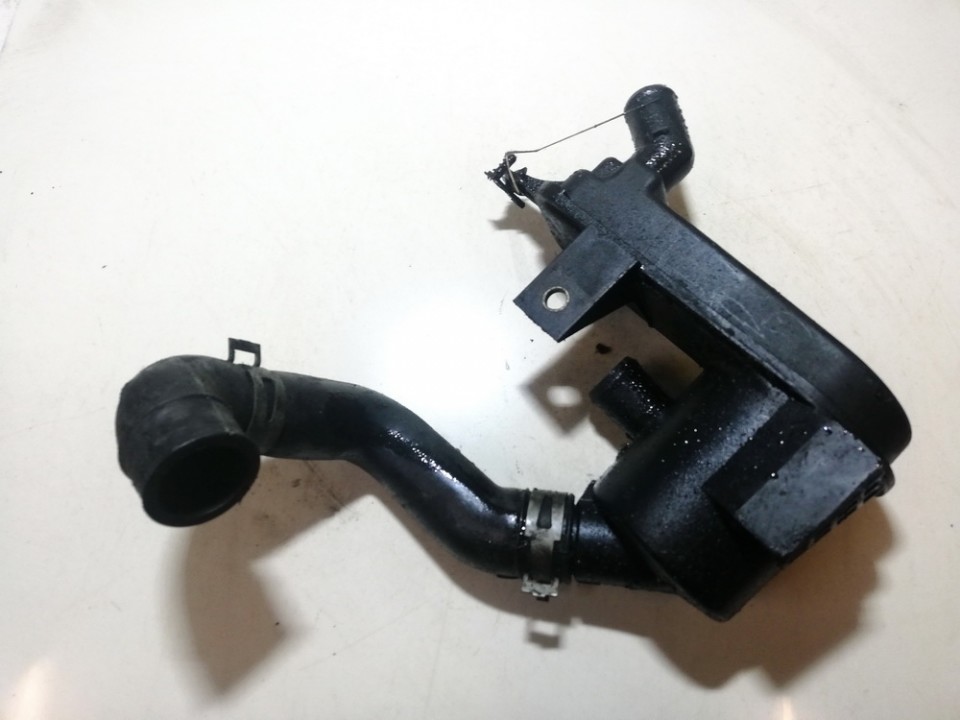 xs4q6a785ab used Vacuum pump Breather (PCV Engine Breather Valve