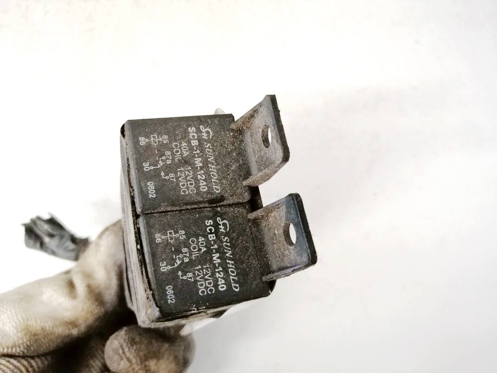 SCB1M1240 Iveco Daily 2005 Relay module - Thumbnail 3