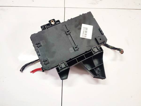 13115937 Opel Astra 2008 Fuse box