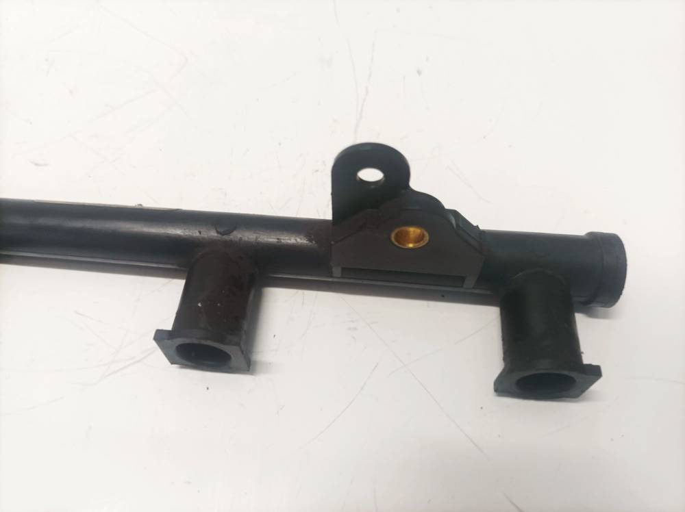 F606060703 Ford Fiesta 2006 Szyna Wtryskiwaczy - Thumbnail 2