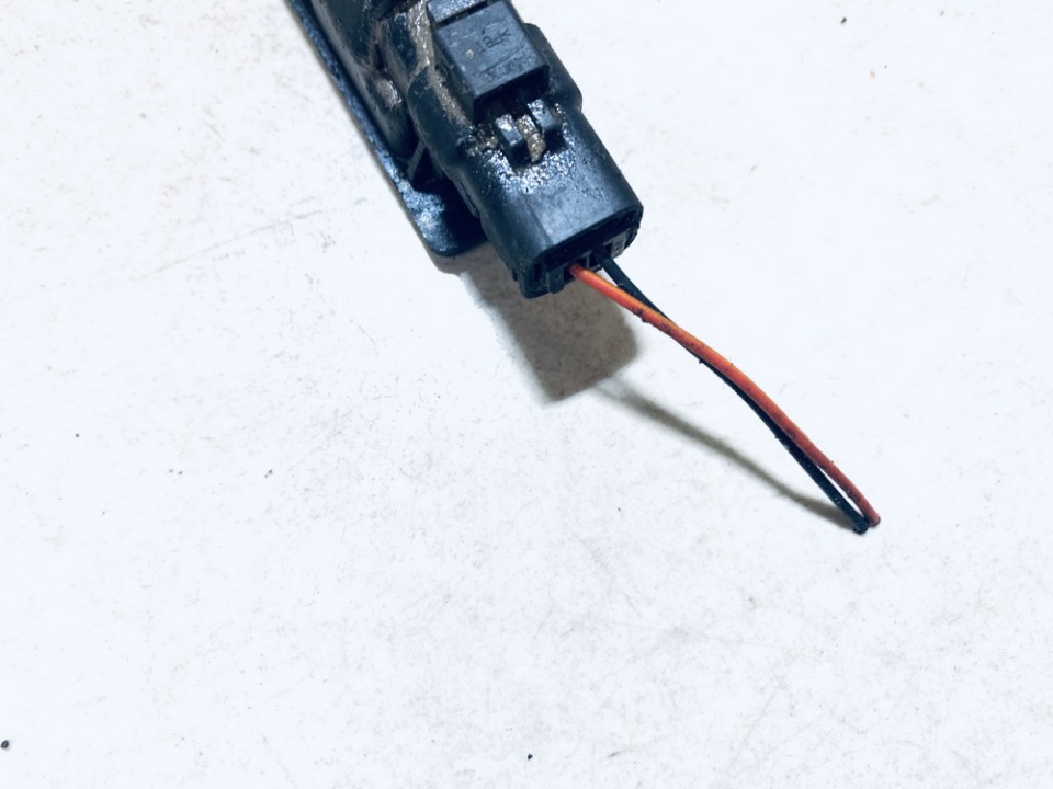 2KA008224 Peugeot 307 2003 Number plate light - REAR - Thumbnail 3