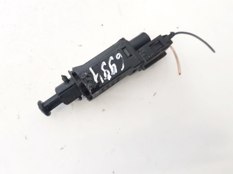 927189A Ford Galaxy 1997 Relay module
