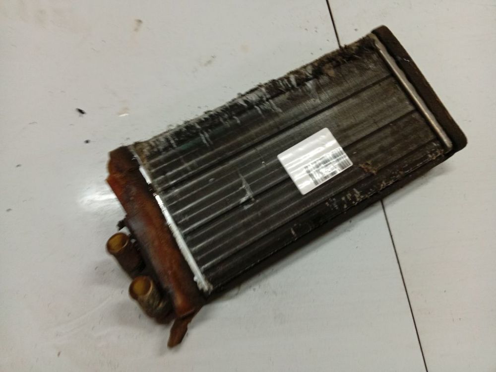 Audi 100 1993 Lämmityslaitteen kenno