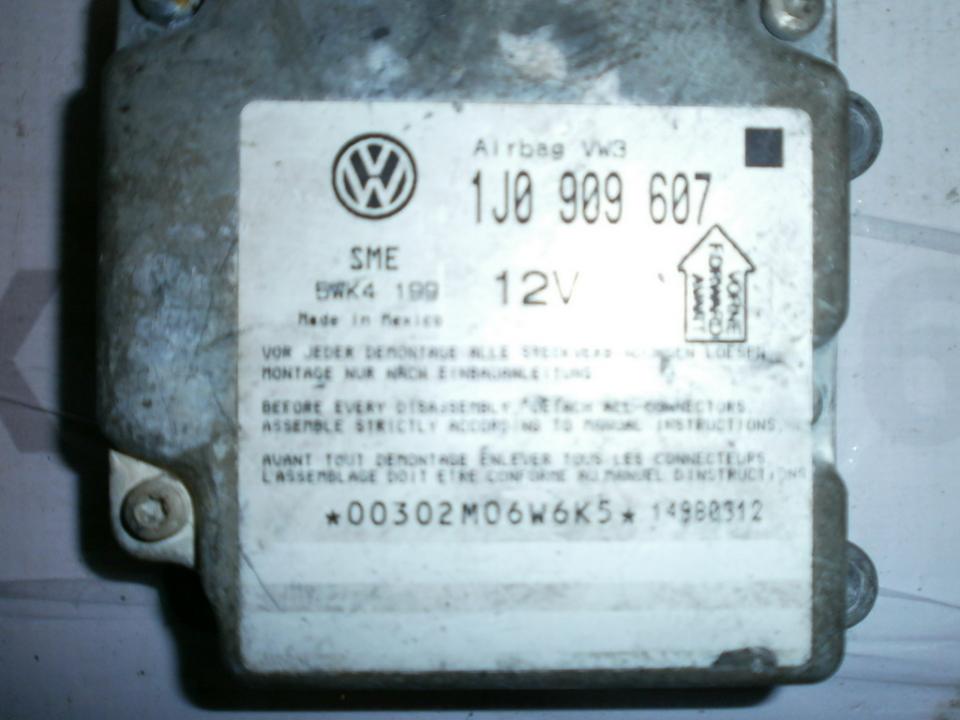 1J0909607 Audi A4 1999 Airbag crash sensors module