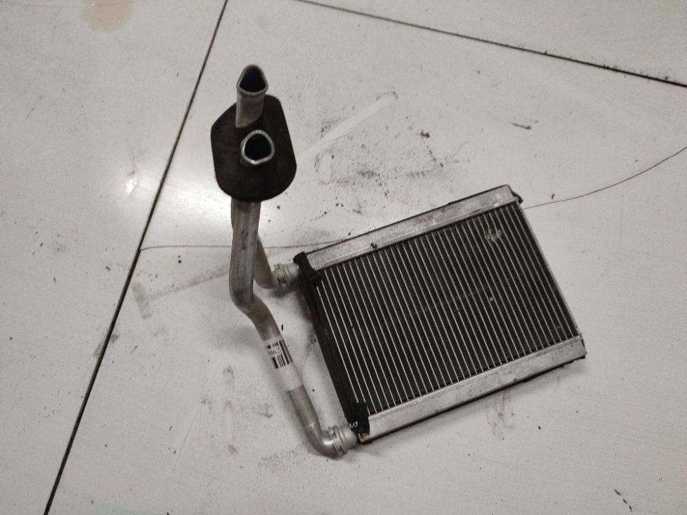 Toyota Yaris 2000 Радиатор отопителя