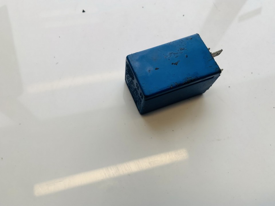 4DW00463905 Renault Master 2005 Relay module