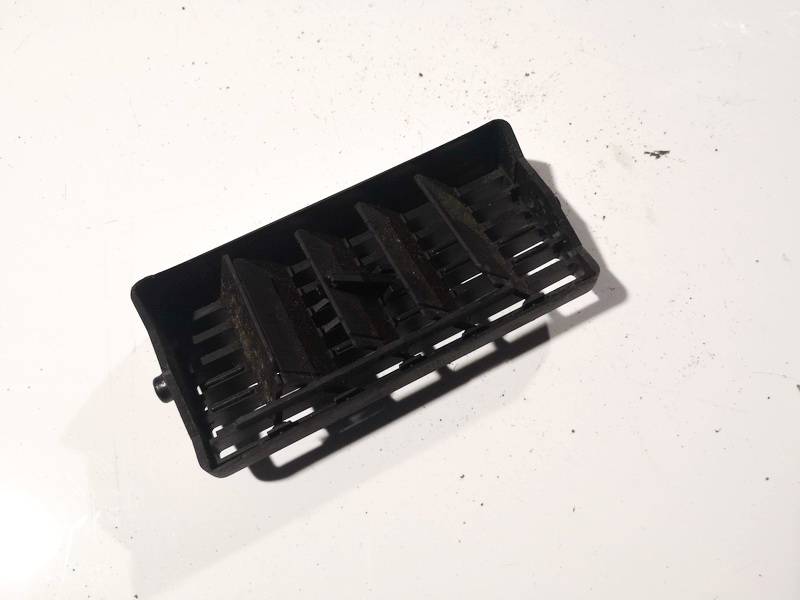 Volkswagen Golf 1999 Dash Vent (Air Vent Grille) - Thumbnail 2